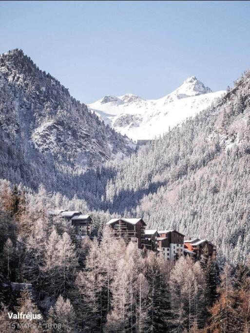 Appartement Aux Pieds Des Pistes Modane Exterior photo