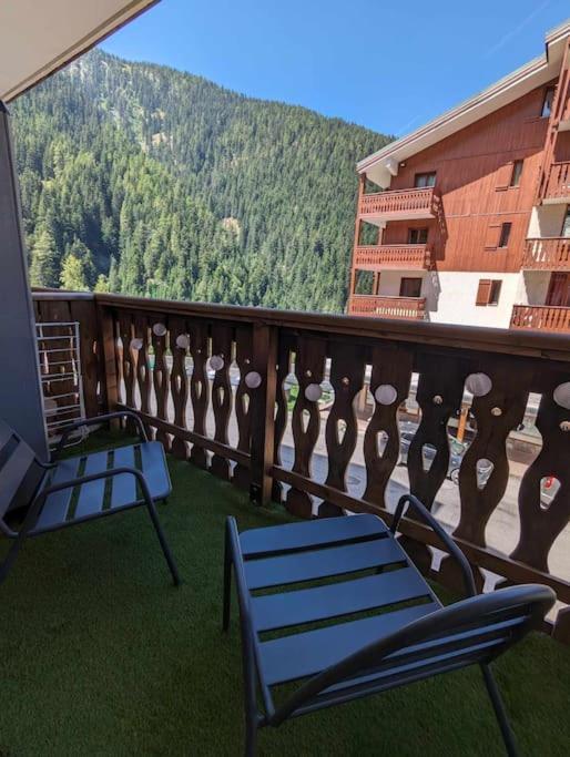 Appartement Aux Pieds Des Pistes Modane Exterior photo